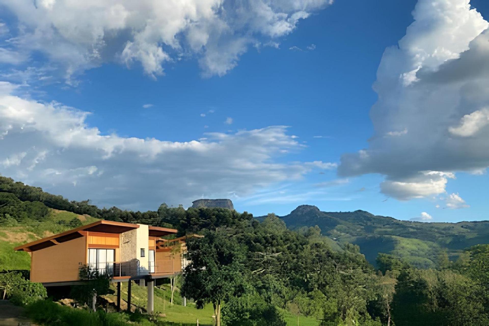 Chales Suites Gorjeios Da Mantiqueira São Bento do Sapucaí Exterior photo