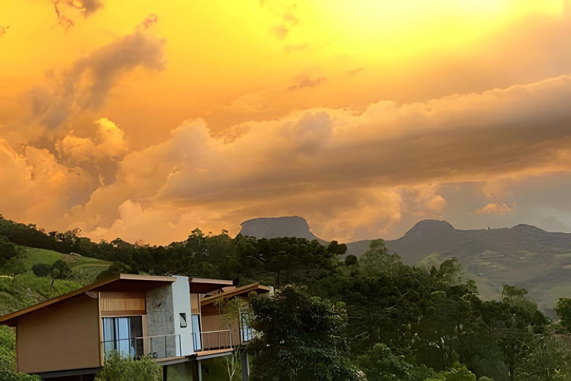 Chales Suites Gorjeios Da Mantiqueira São Bento do Sapucaí Exterior photo
