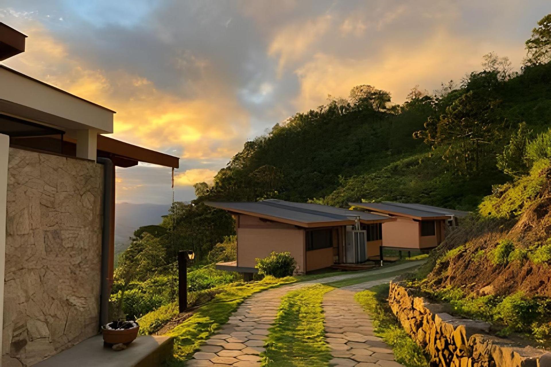 Chales Suites Gorjeios Da Mantiqueira São Bento do Sapucaí Exterior photo